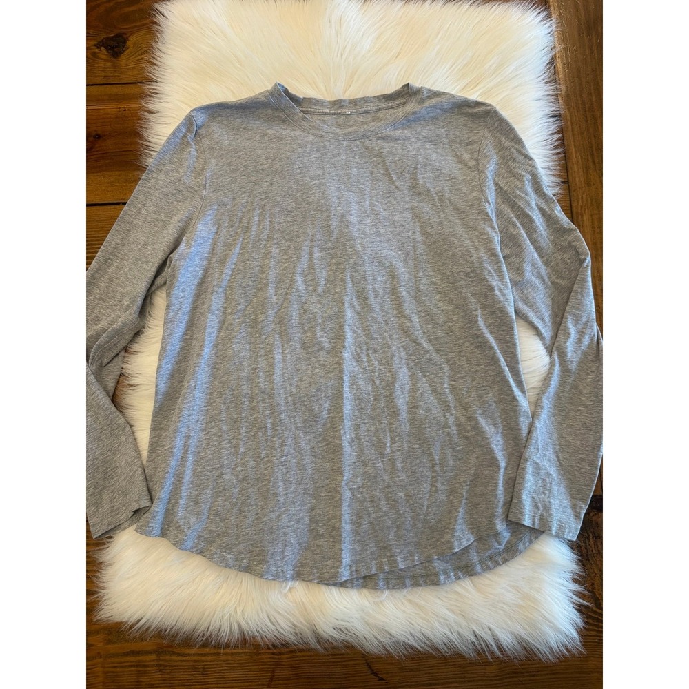 Lululemon size 10 gray long sleeve tee